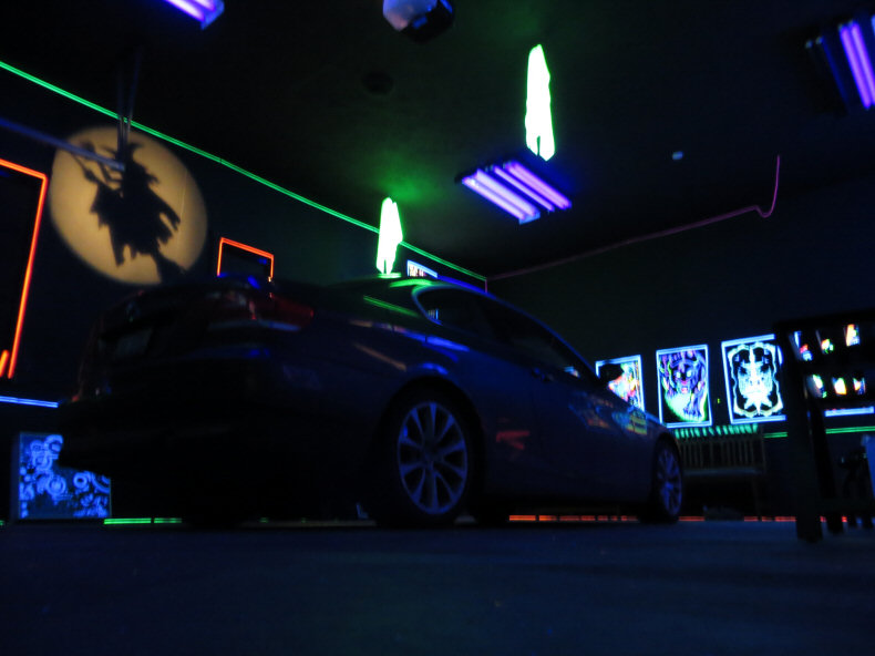 BMW 335xi in Blacklight Garage